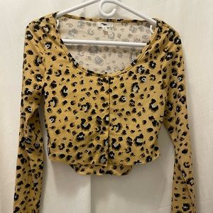 Women’s cheetah crop top long sleeve. Size S BP button up